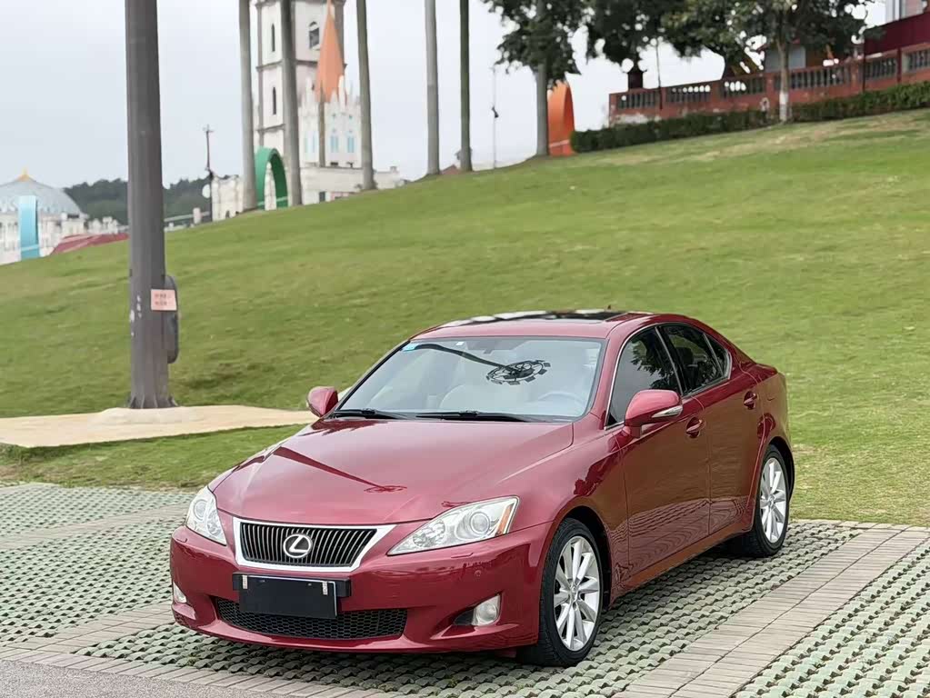 Lexus IS 2009 300
