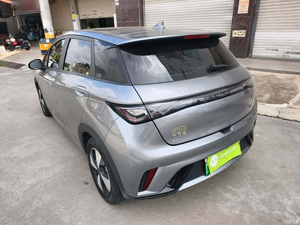 BYD Dolphin, 2023 все фото