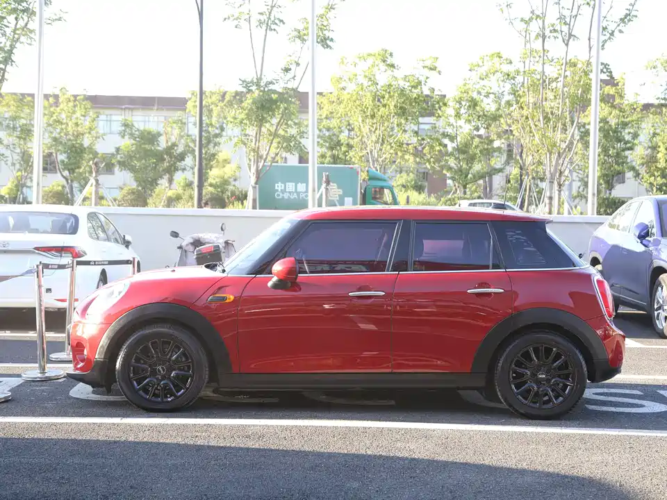 MINI MINI