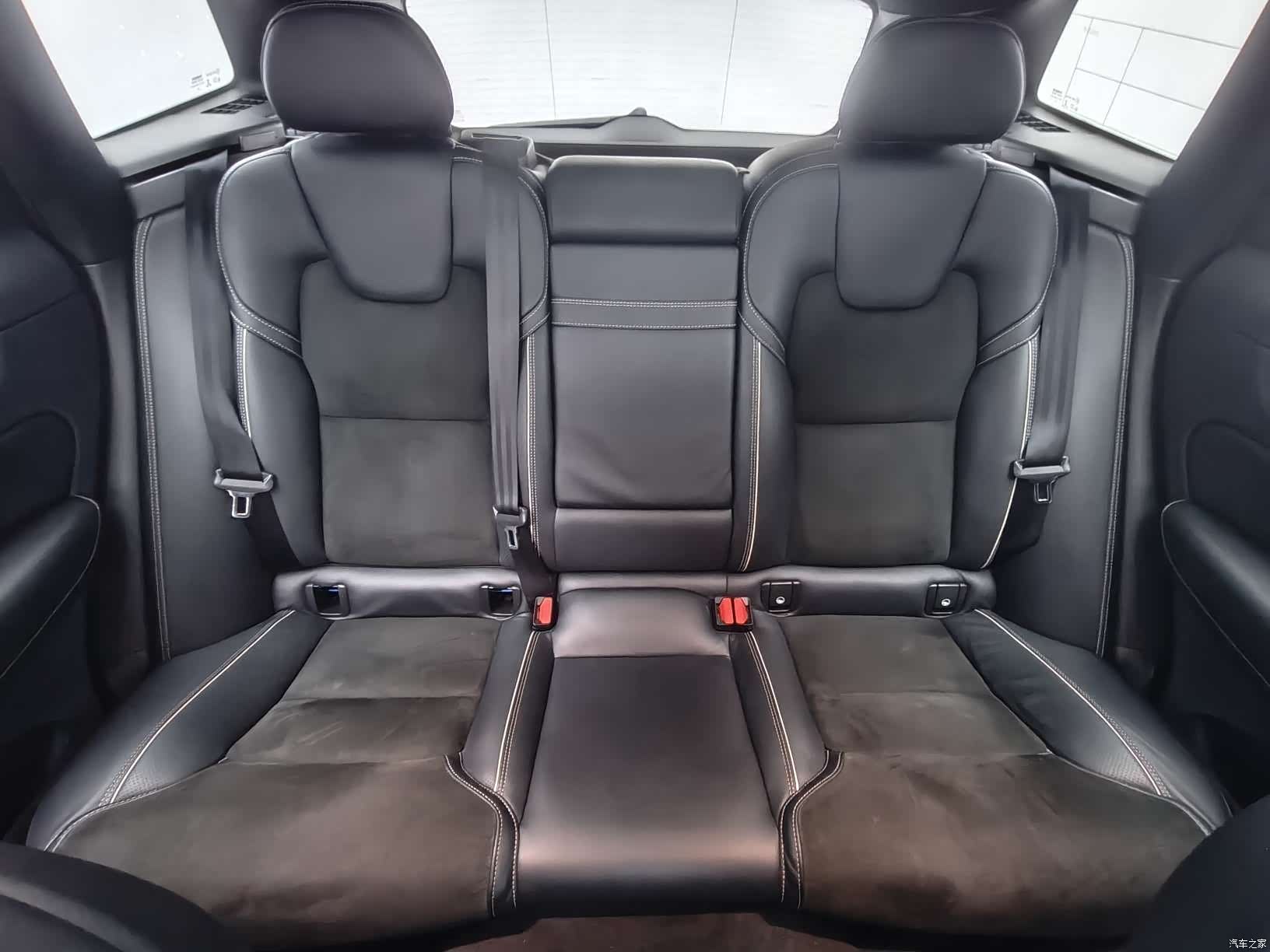 Volvo XC60, 2018 15