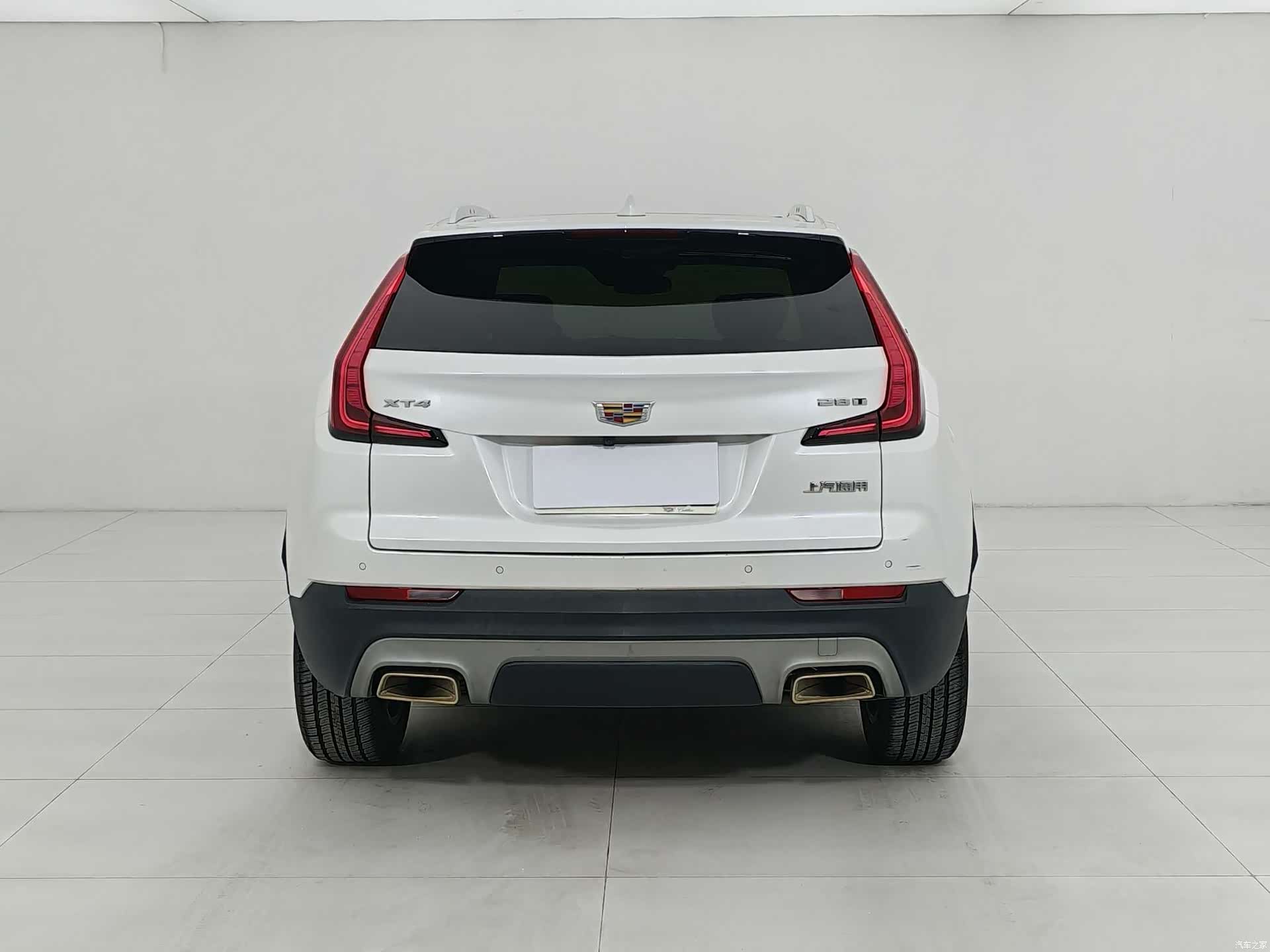 Cadillac XT4, 2021 все фото