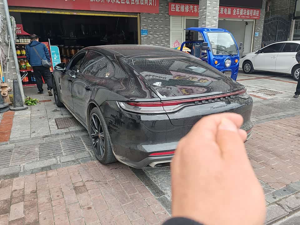 Porsche Panamera