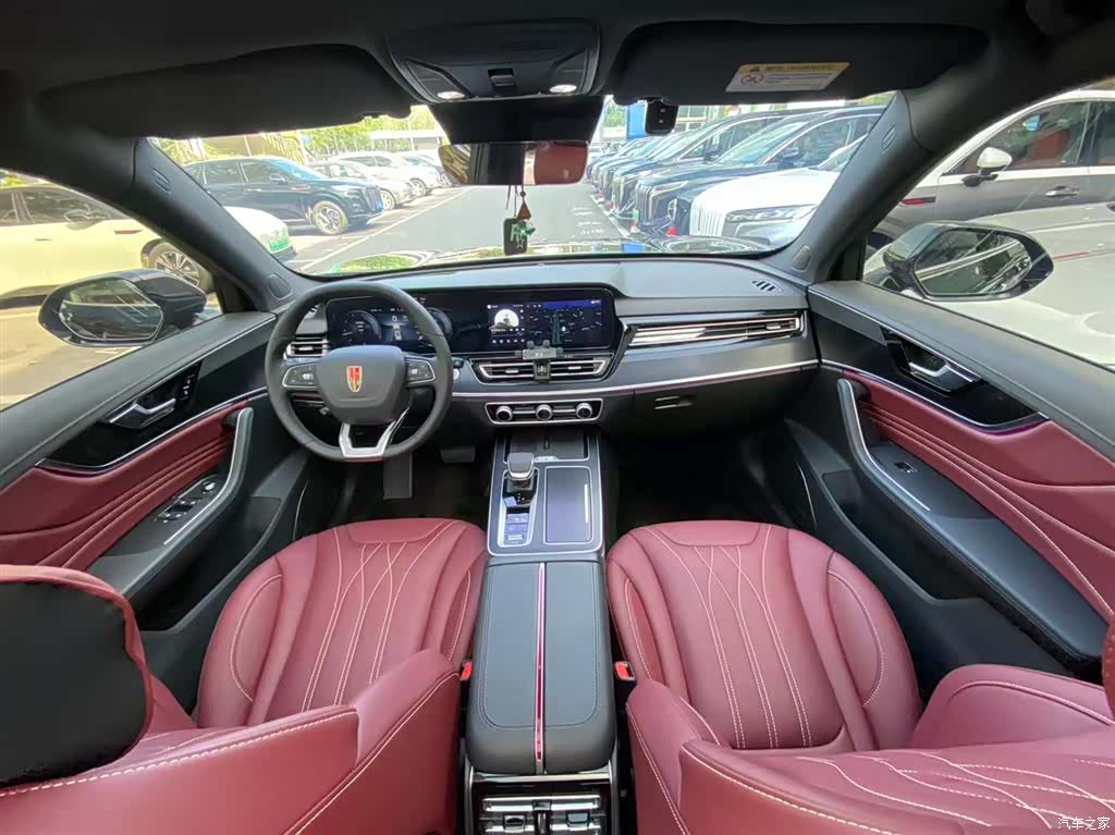 Hongqi HS5, 2025 13