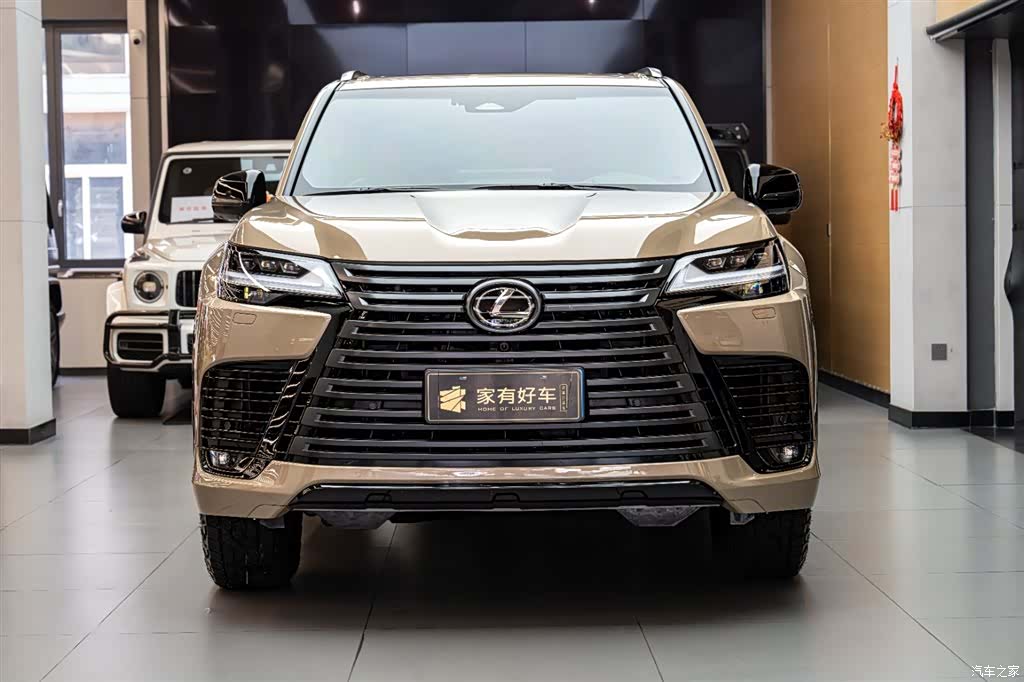 Lexus LX, 2025 2