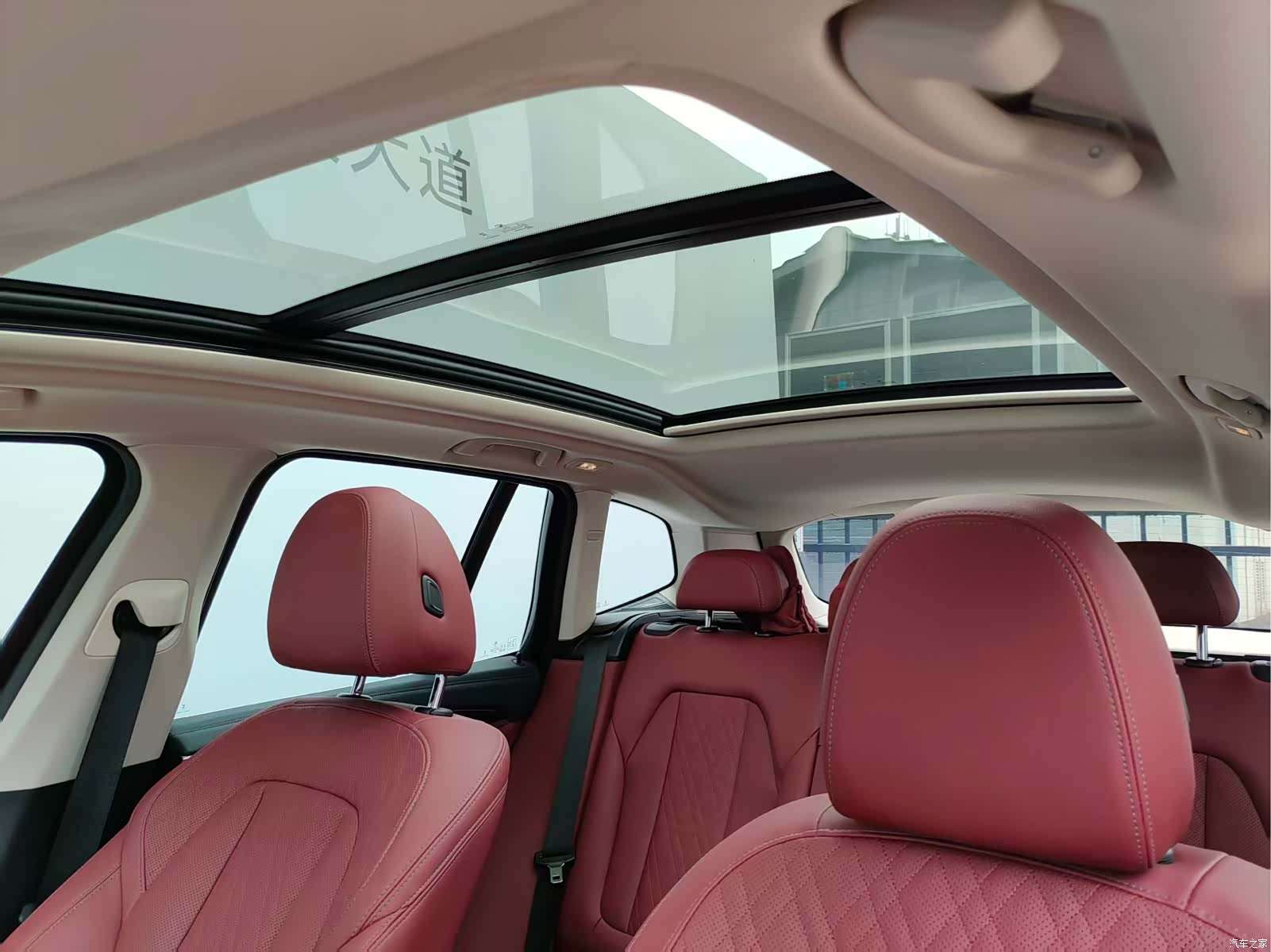 BMW X3, 2024 все фото