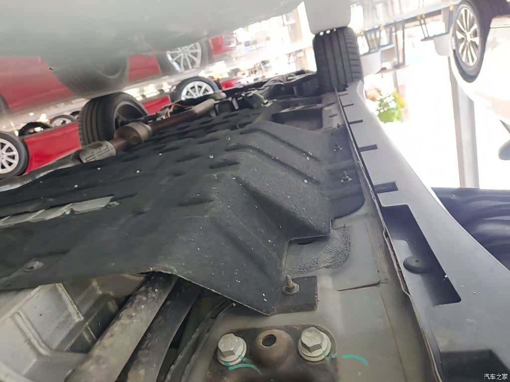 Roewe RX5, 2022 22