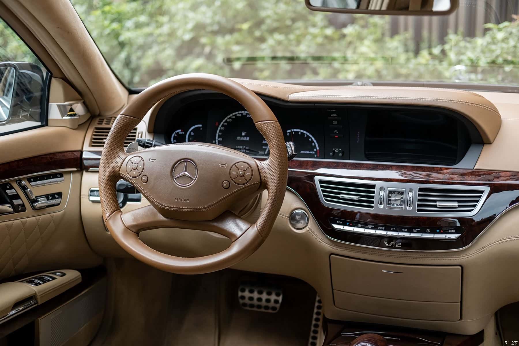 Mercedes-Benz S-Class, 2013 8