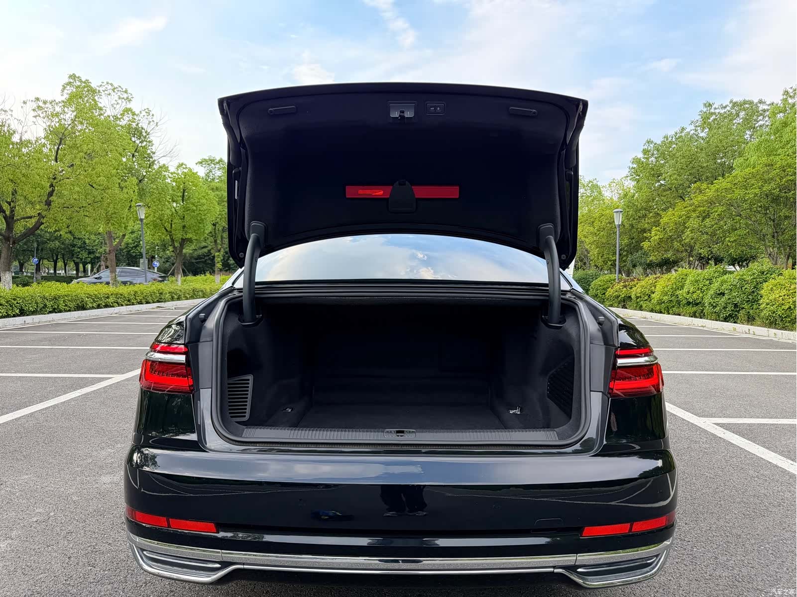 Audi A8L, 2021 7