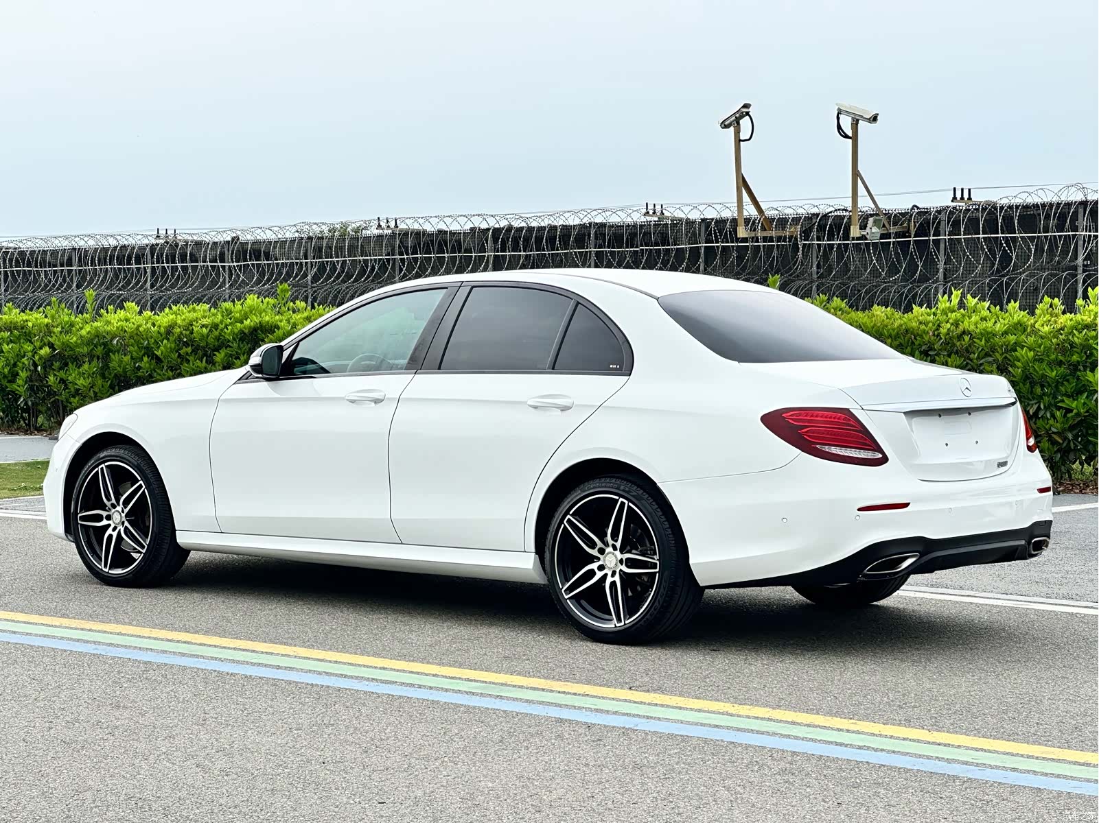 Mercedes-Benz E-Class, 2018 4