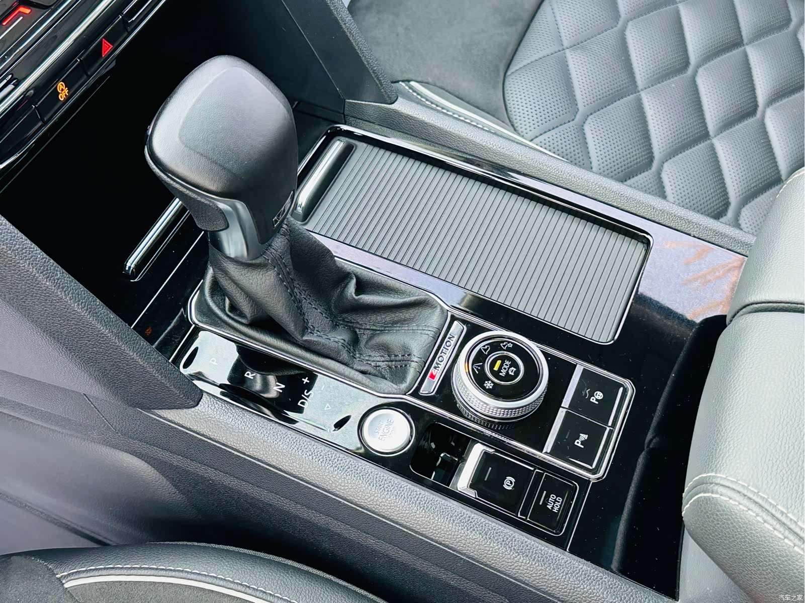 Volkswagen Teramont X, 2020 14
