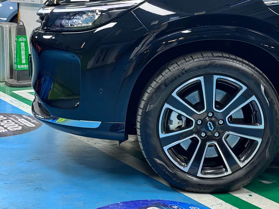 AITO Ask the world M7