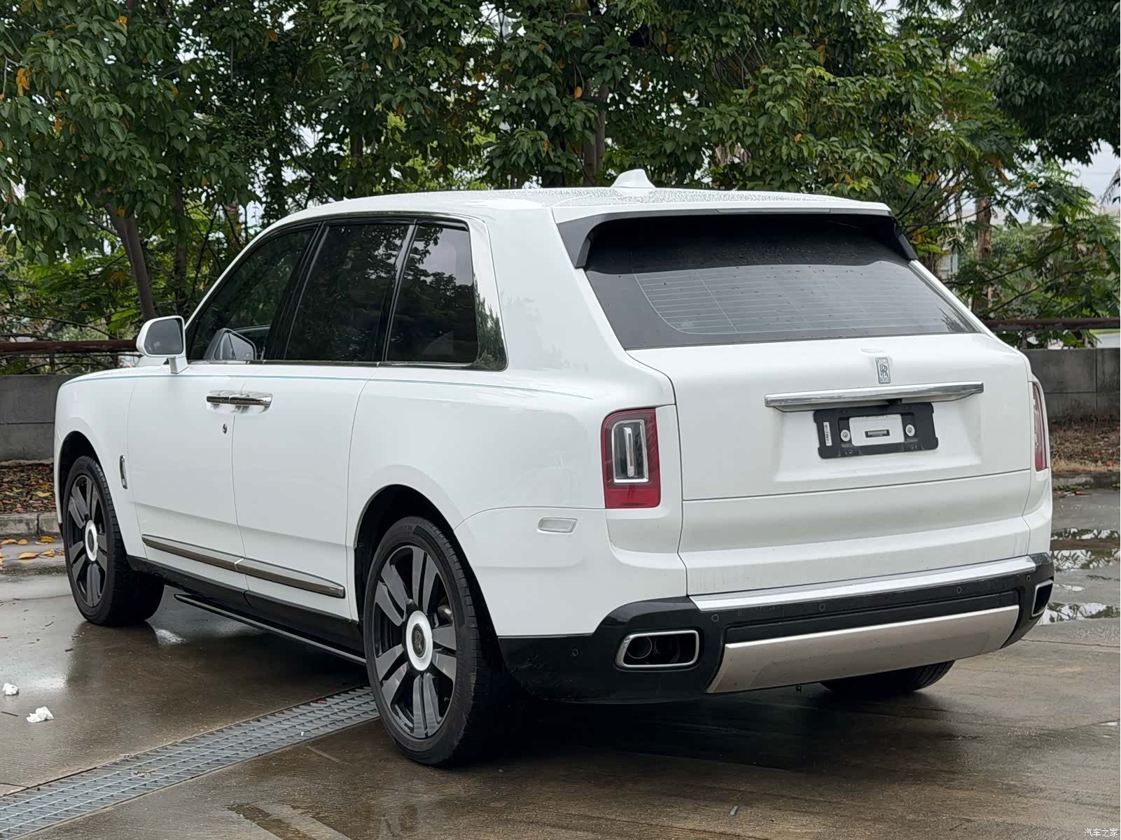 Rolls-Royce Cullinan, 2020 11