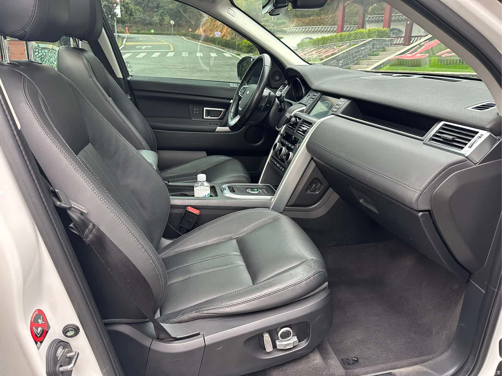 Land Rover Discovery, 2017 все фото