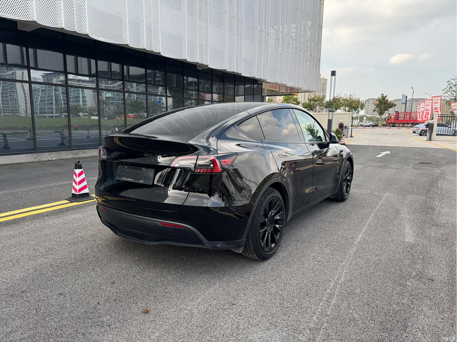 Tesla Model Y, 2021 6