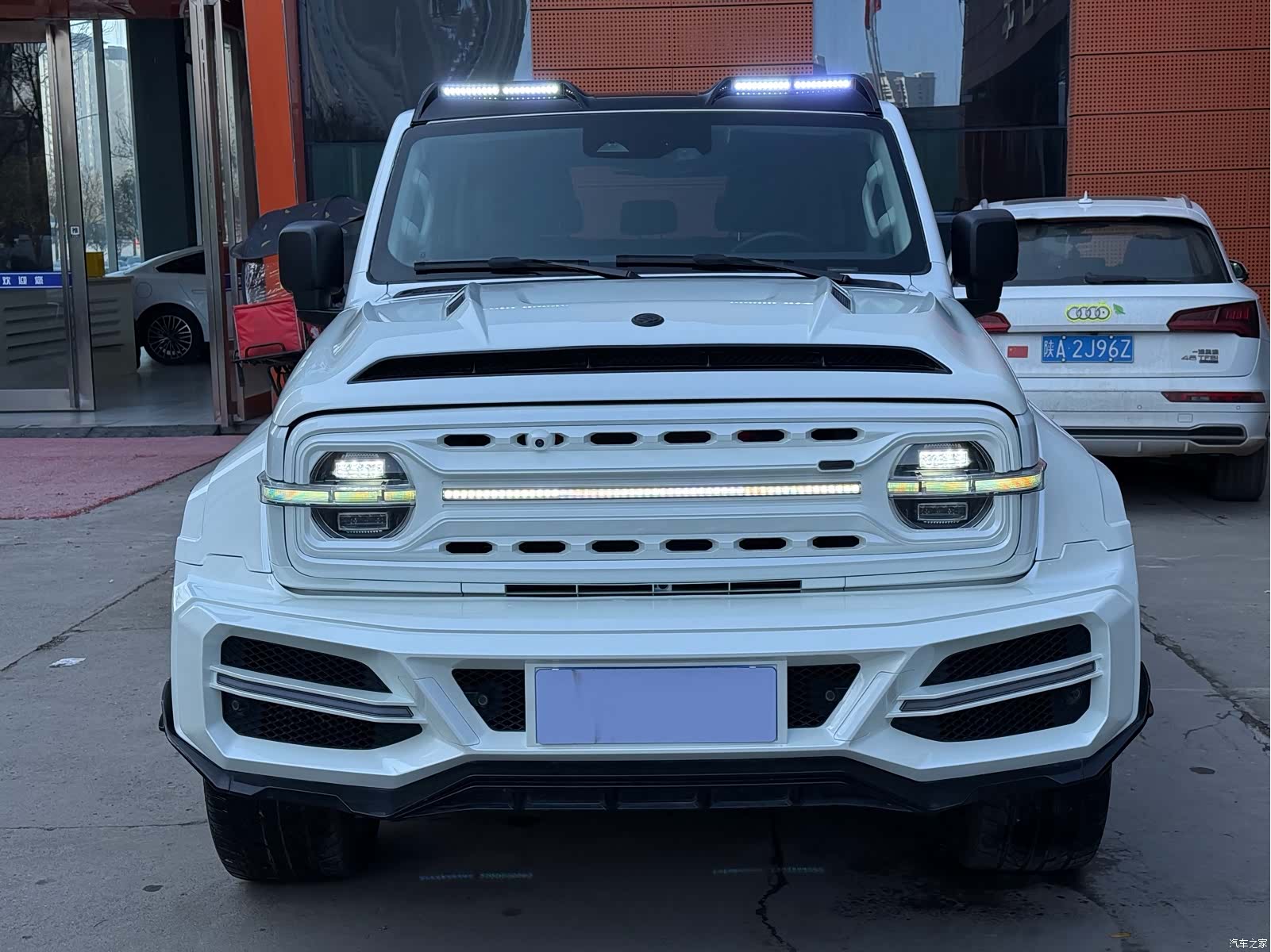 Tank 300, 2022 2