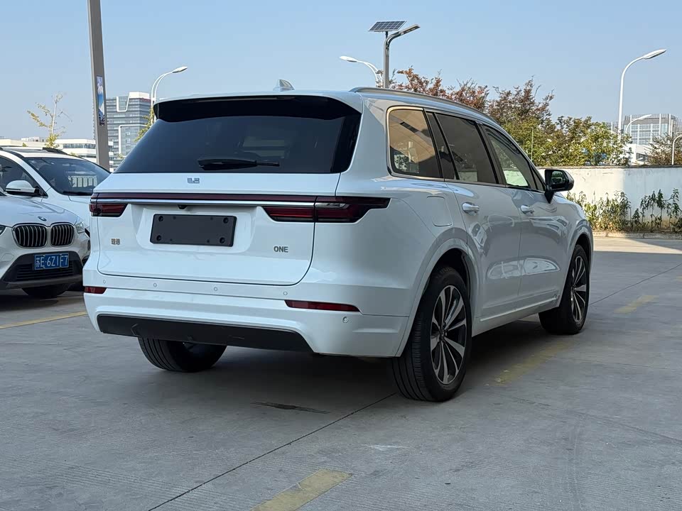 Li Auto Ideal ONE