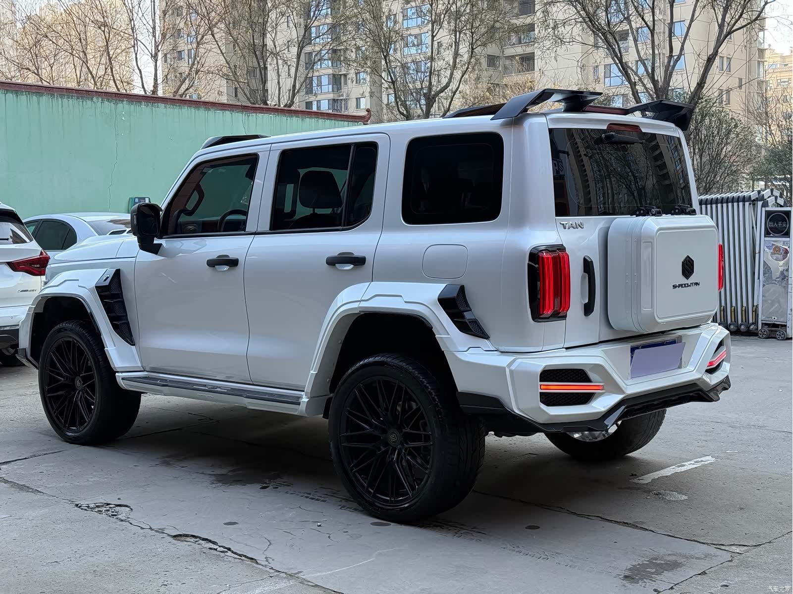 Tank 300, 2022 4