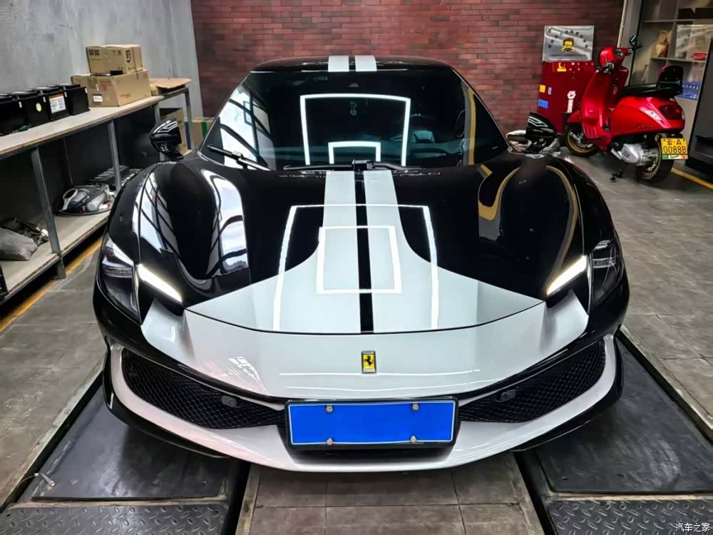 Ferrari 296, 2023 3