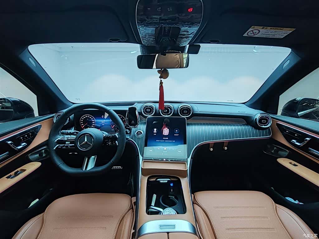Mercedes-Benz GLC, 2025 15