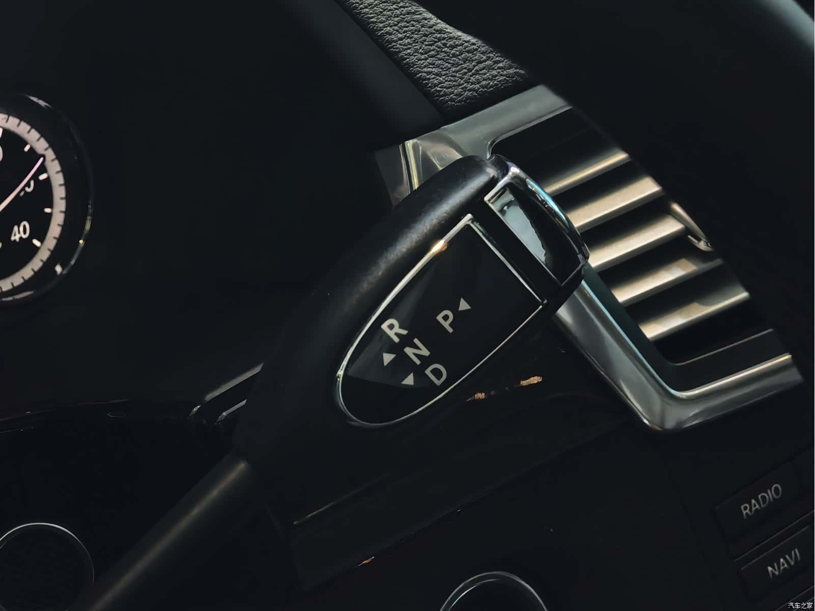 Mercedes-Benz E-Class, 2012 8