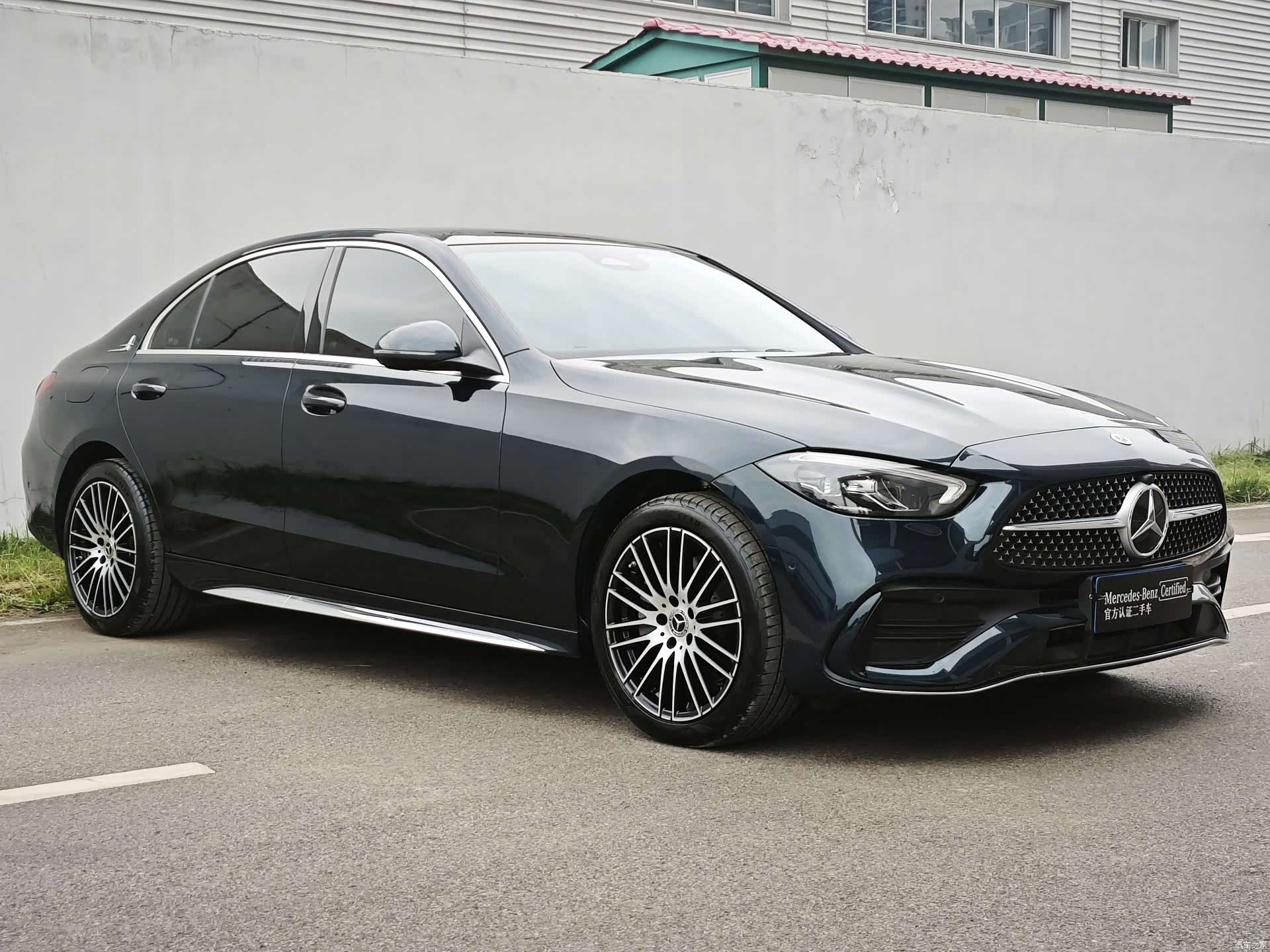 Mercedes-Benz C-Class, 2024 3
