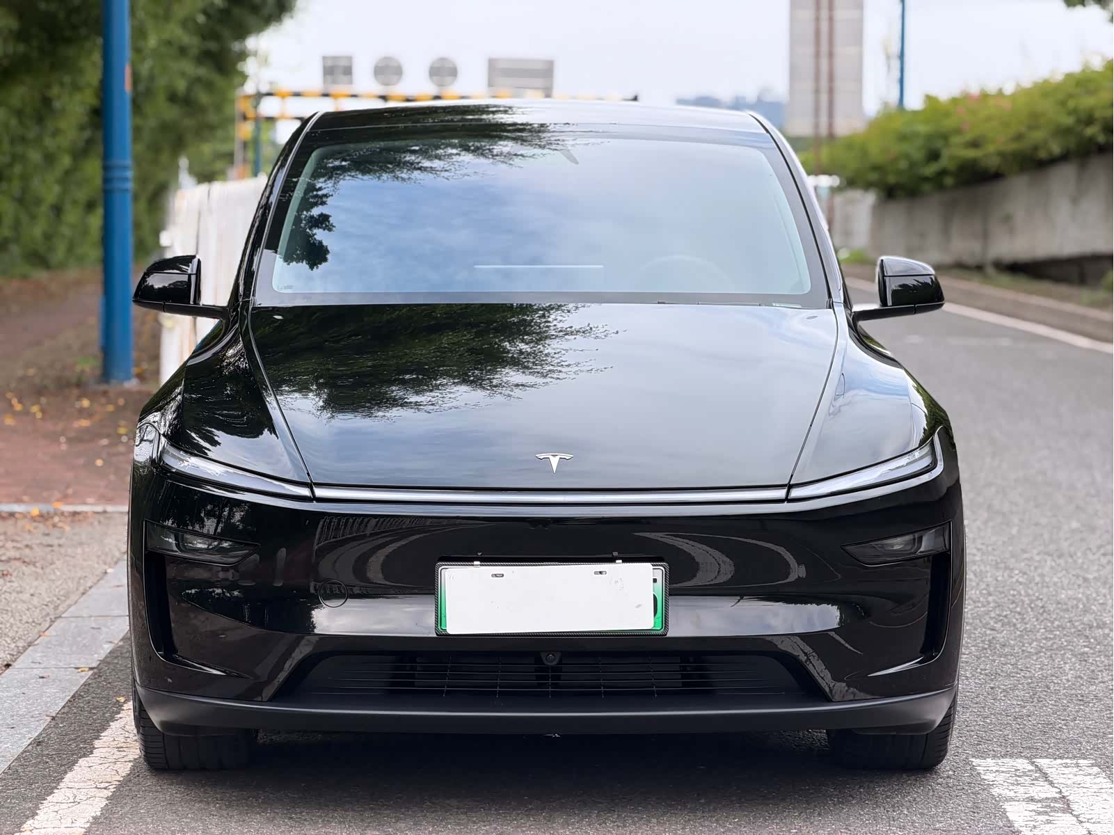 Tesla Model Y, 2025 2