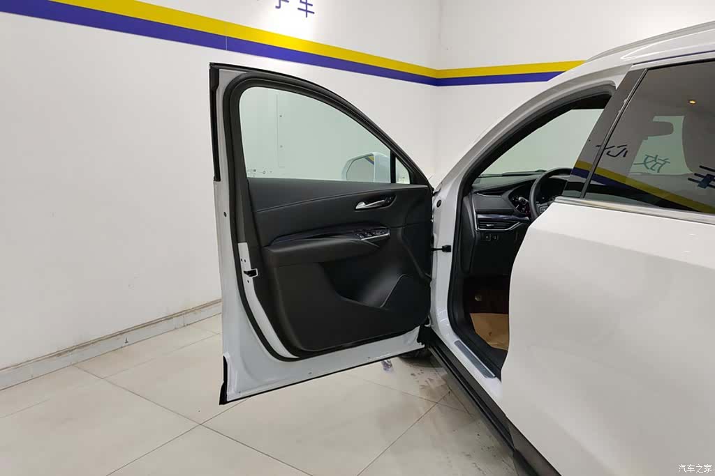 Cadillac XT4, 2021 7