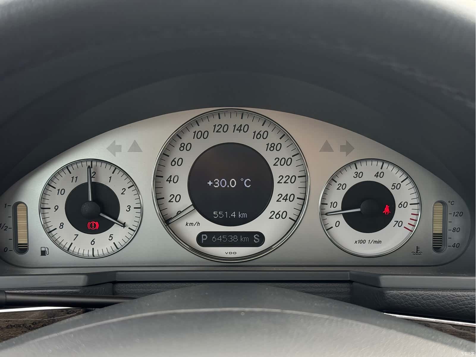 Mercedes-Benz E-Class, 2007 26