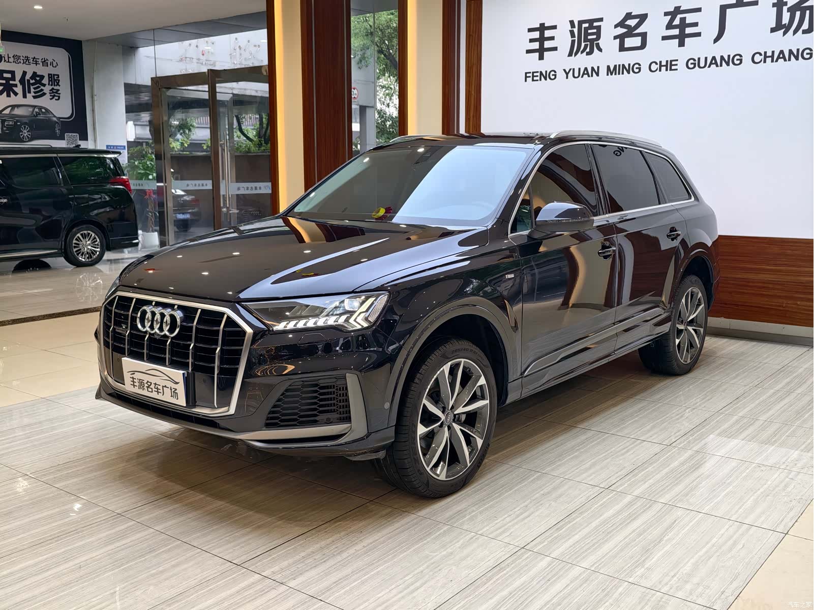 Audi Q7, 2021 1