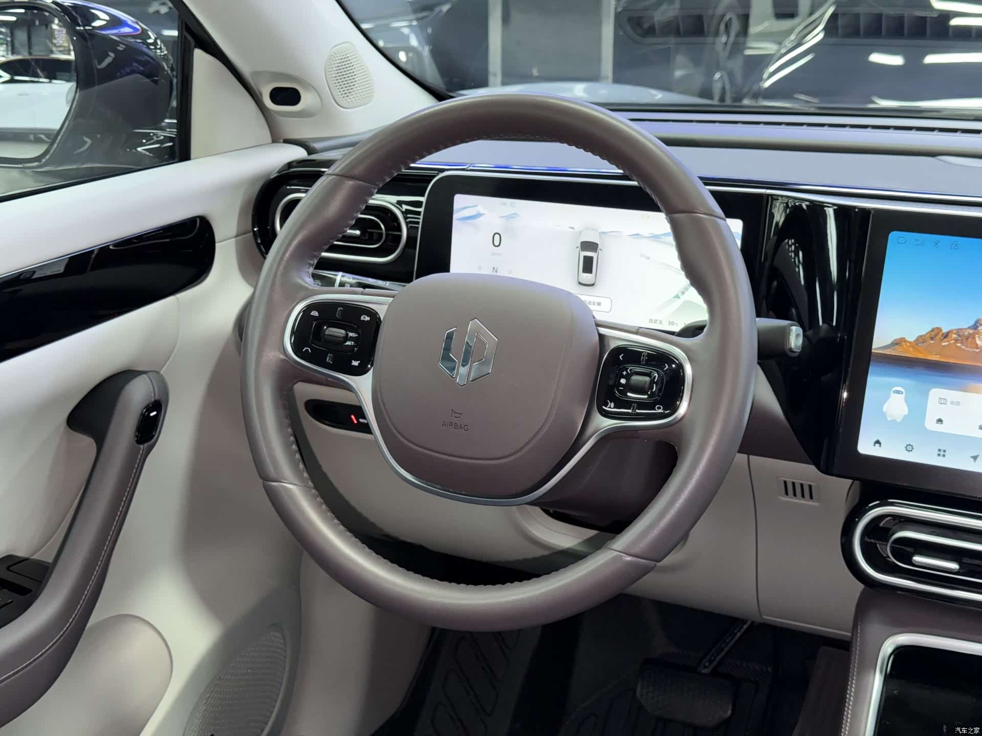 Leapmotor C11, 2024 13
