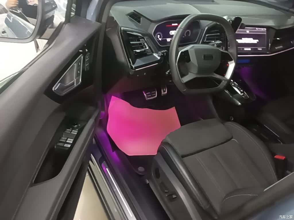 Audi Q4 e-tron, 2023 16