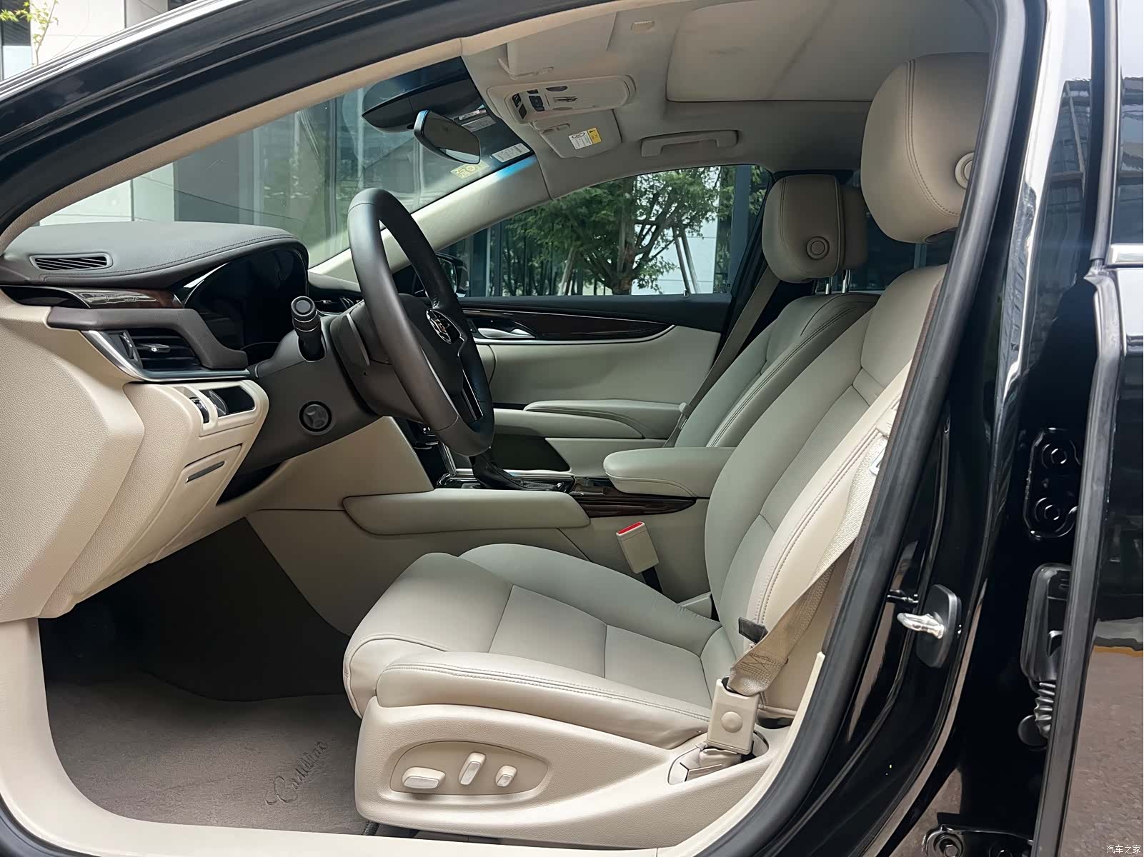 Cadillac XTS, 2014 8