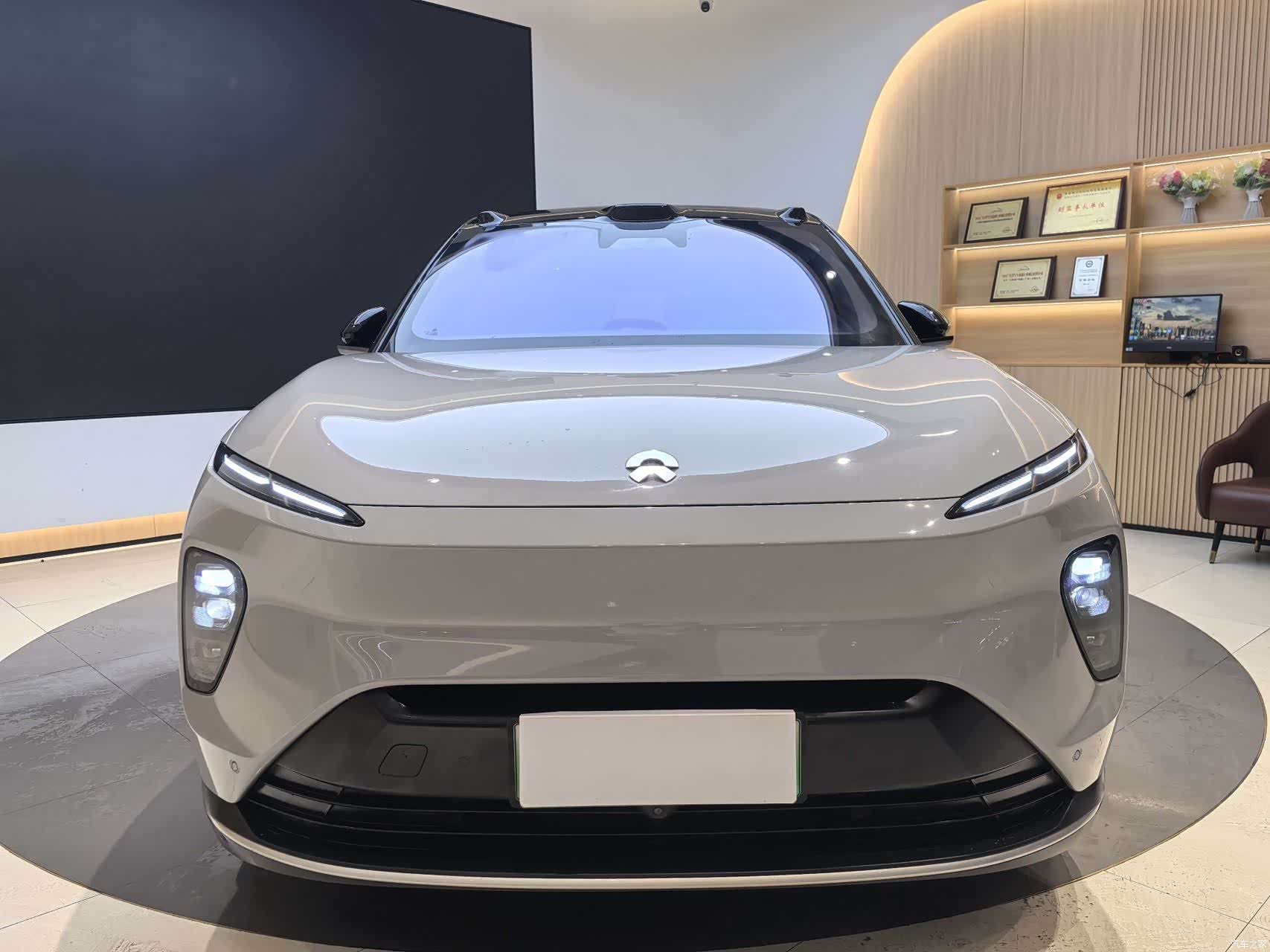 NIO ES8, 2024 2