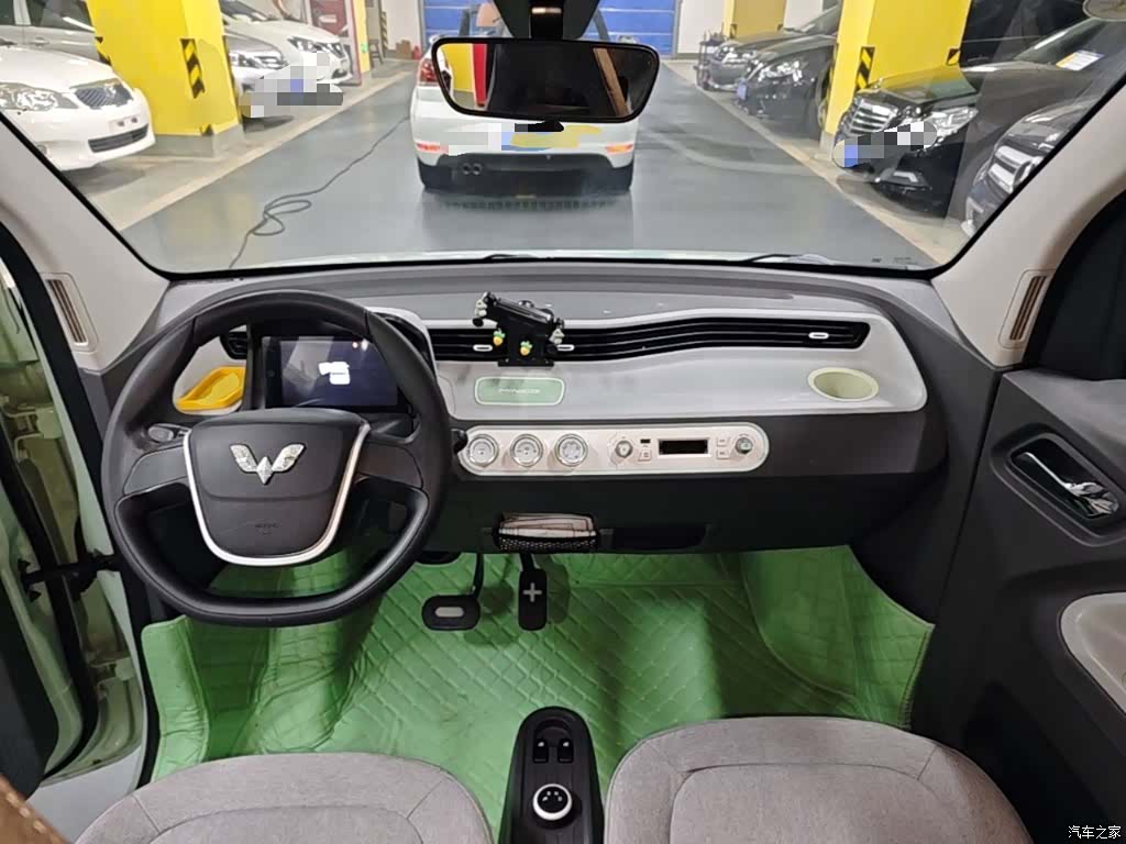 Wuling MINIEV, 2021 10