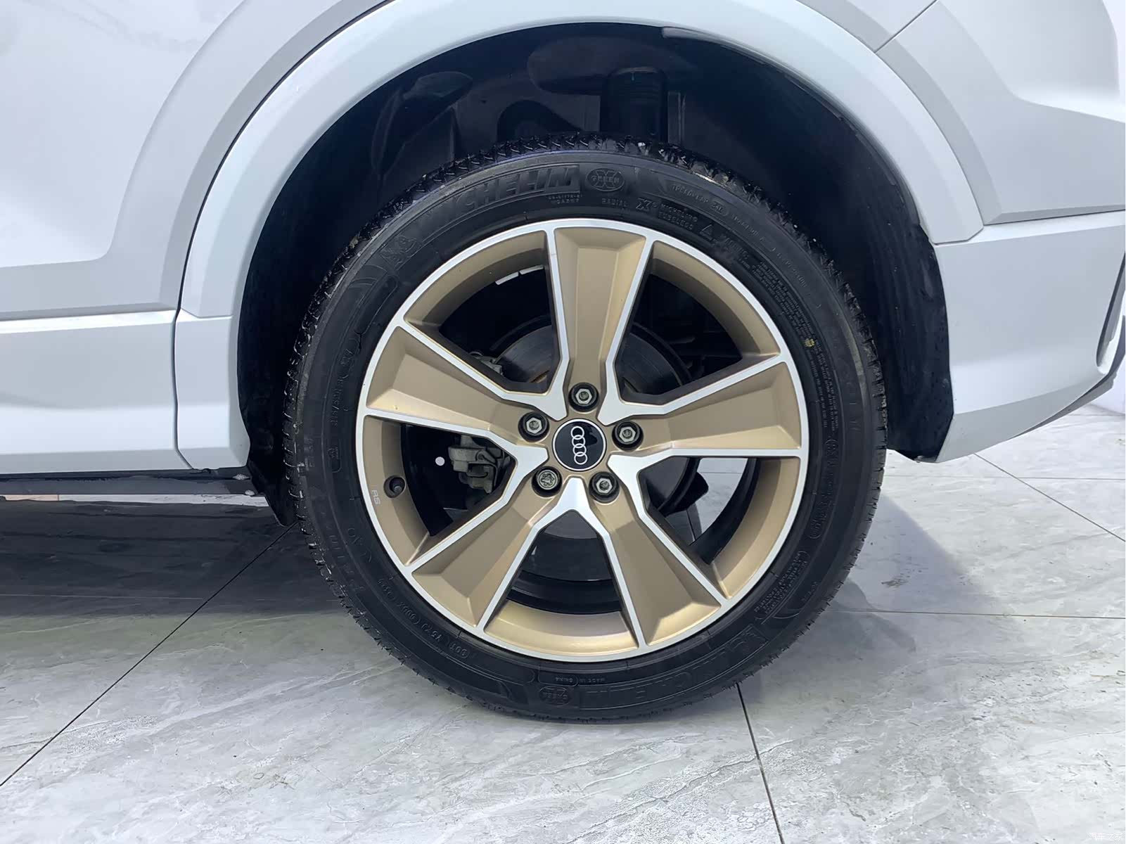 Audi Q2L, 2022 15
