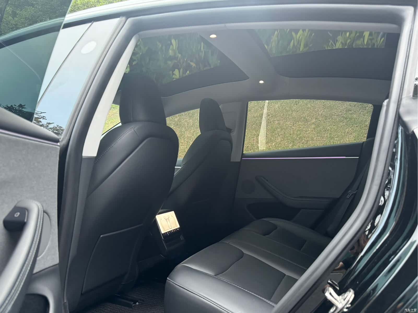 Tesla Model 3, 2023 7