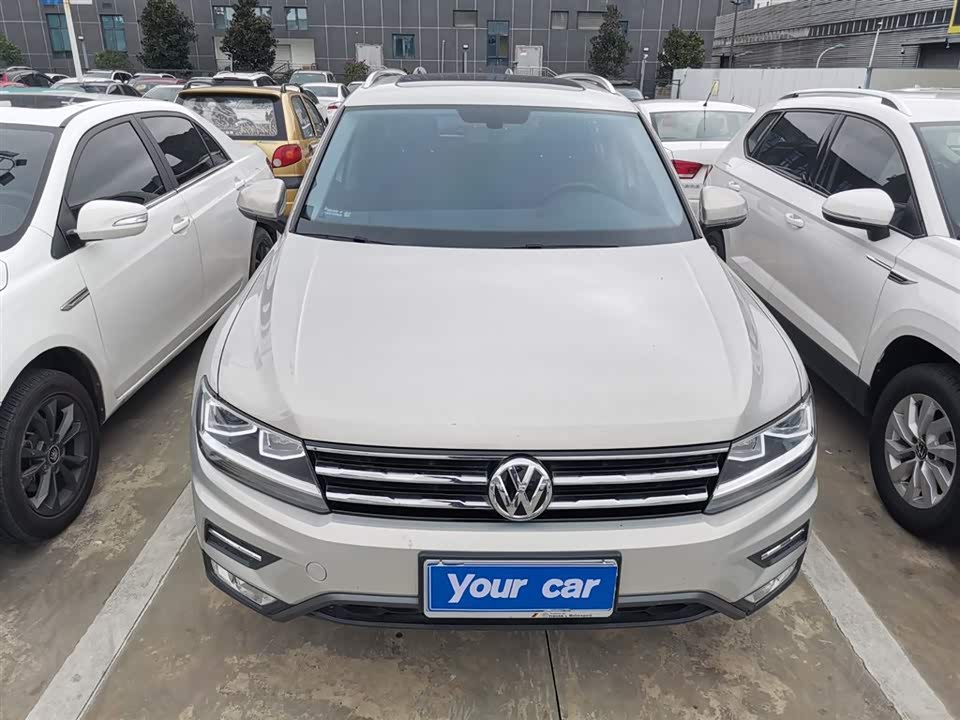 Volkswagen Tiguan L