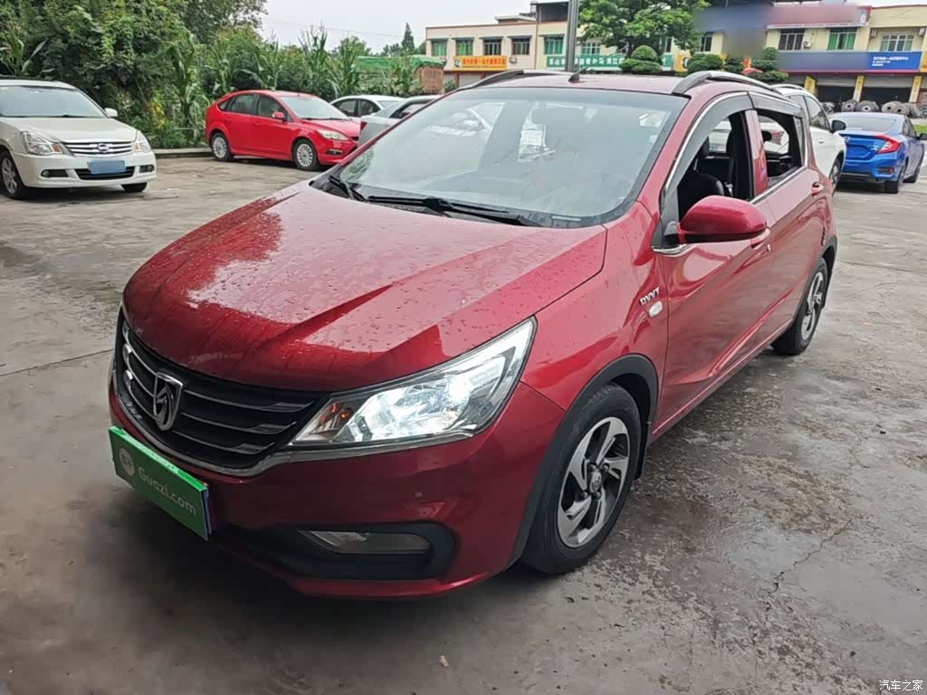Wuling 310, 2017 1