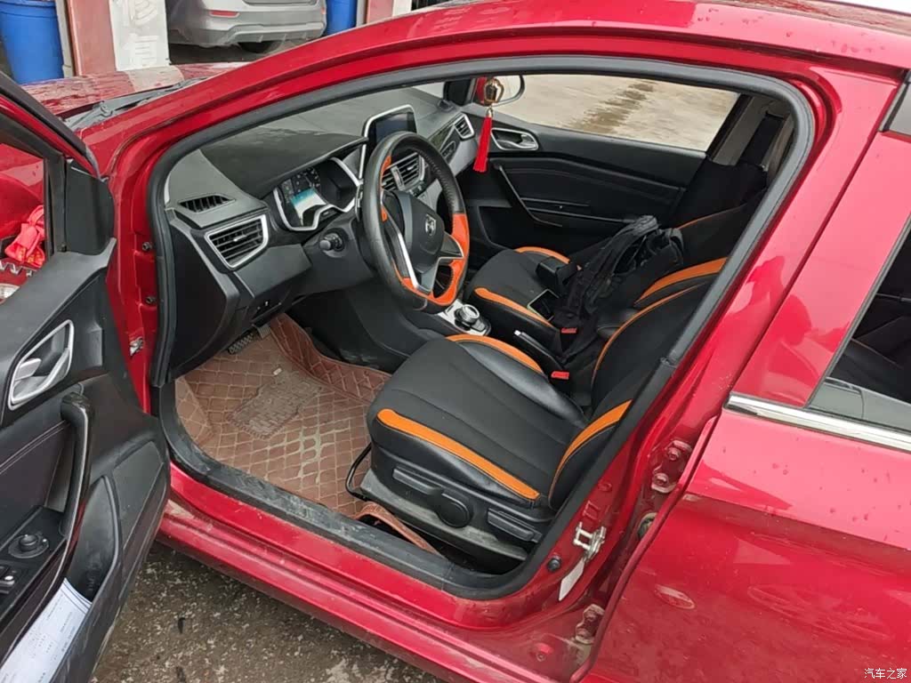 Wuling 310, 2017 15