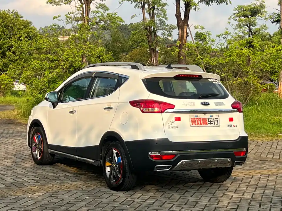 JAC Ruifeng S3