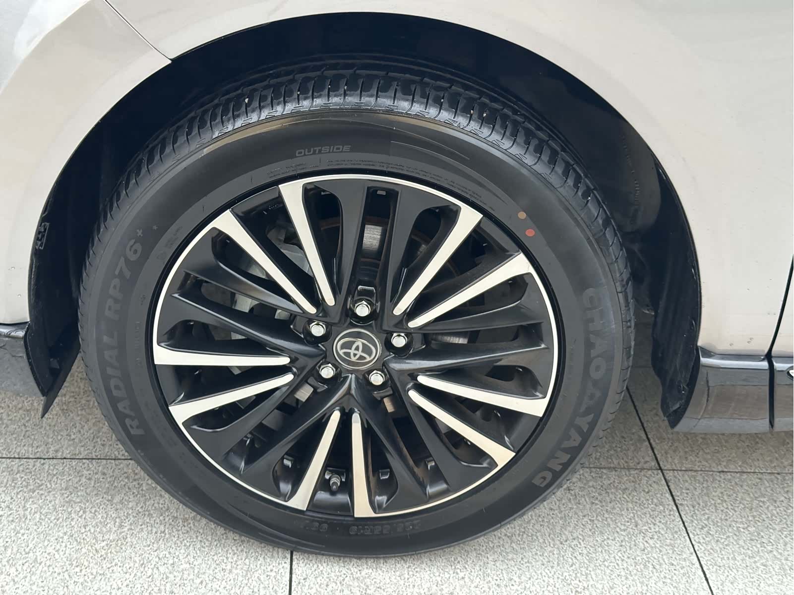 Toyota Venza, 2023 21