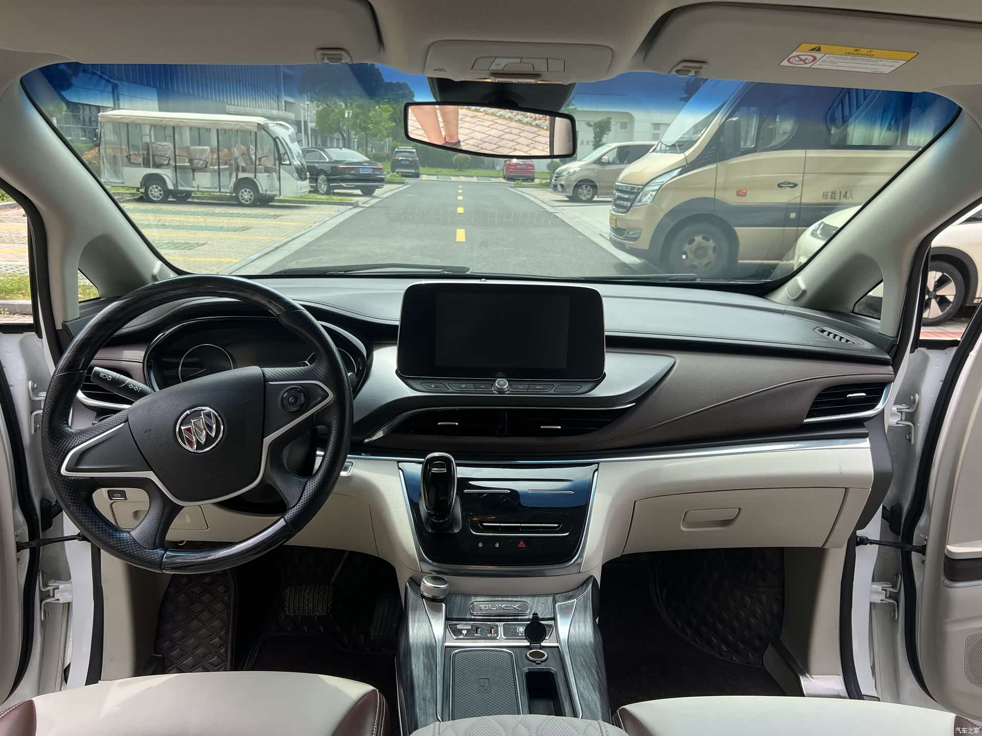 Buick GL8, 2020 7