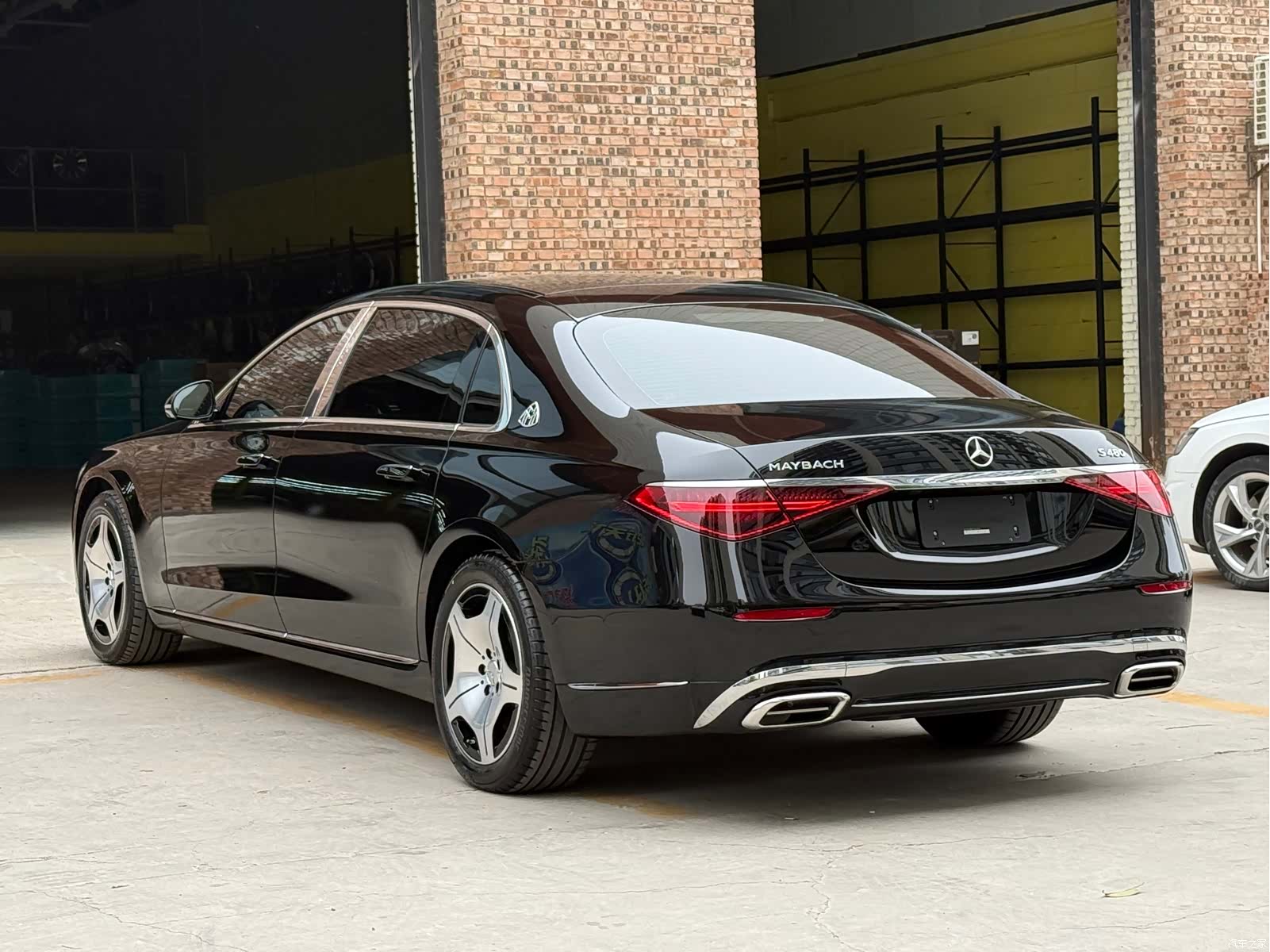 Maybach S-Class, 2026 6