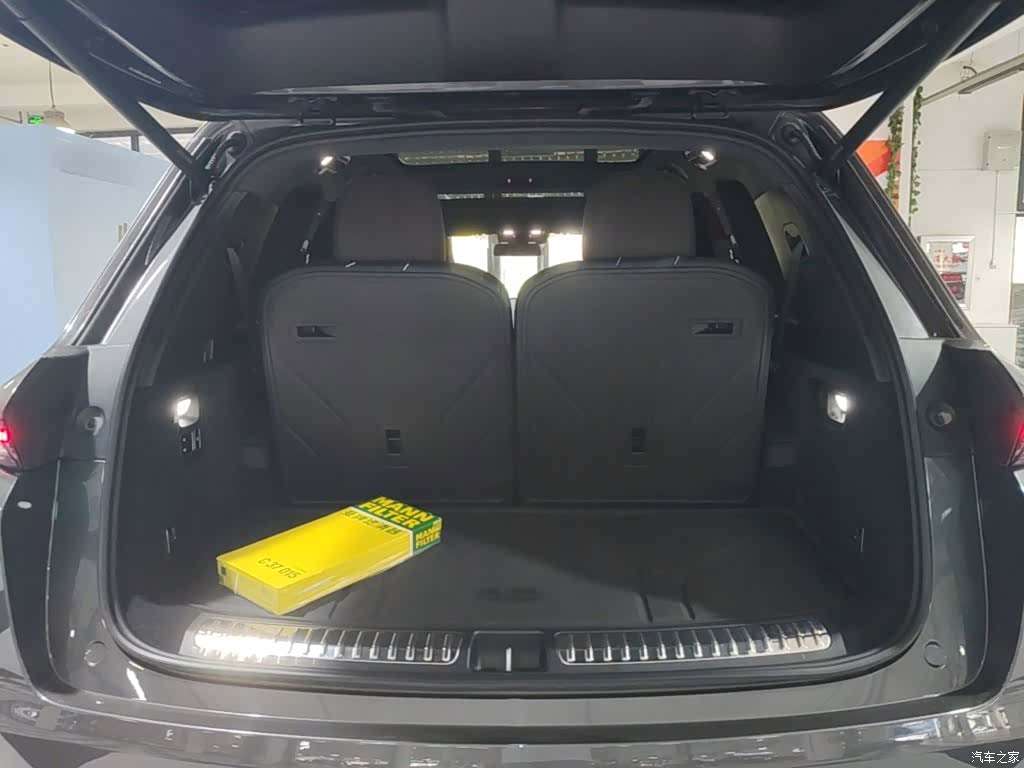 Li Auto L8, 2023 19