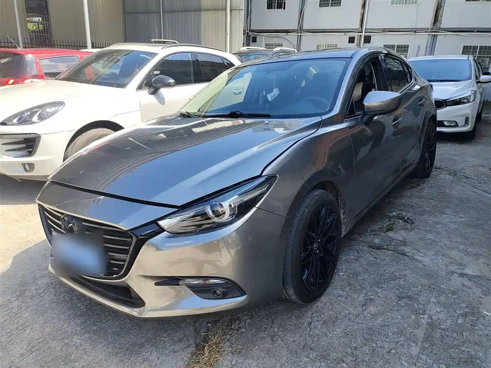 Mazda 3 Angkesaila