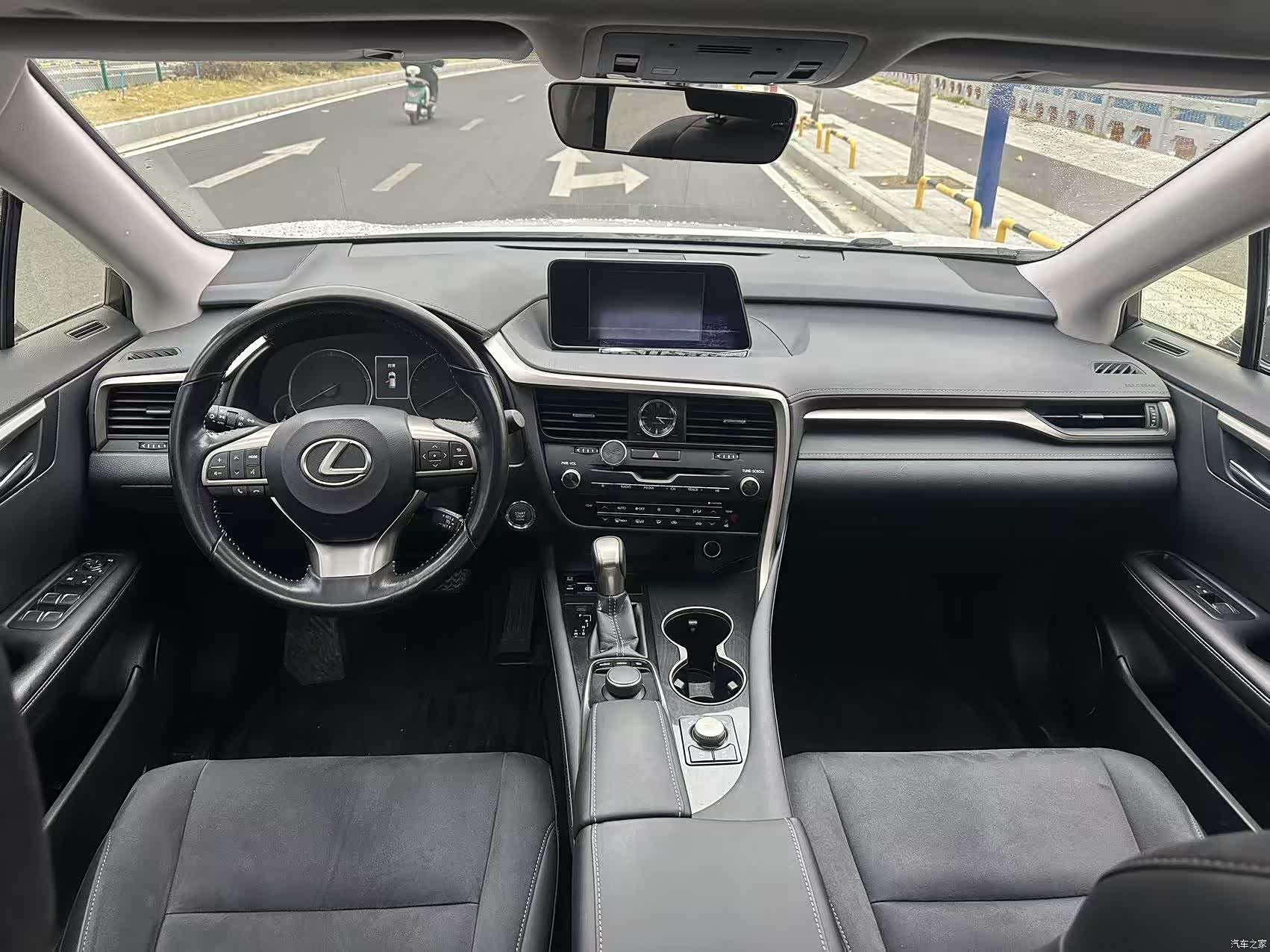Lexus RX, 2017 13