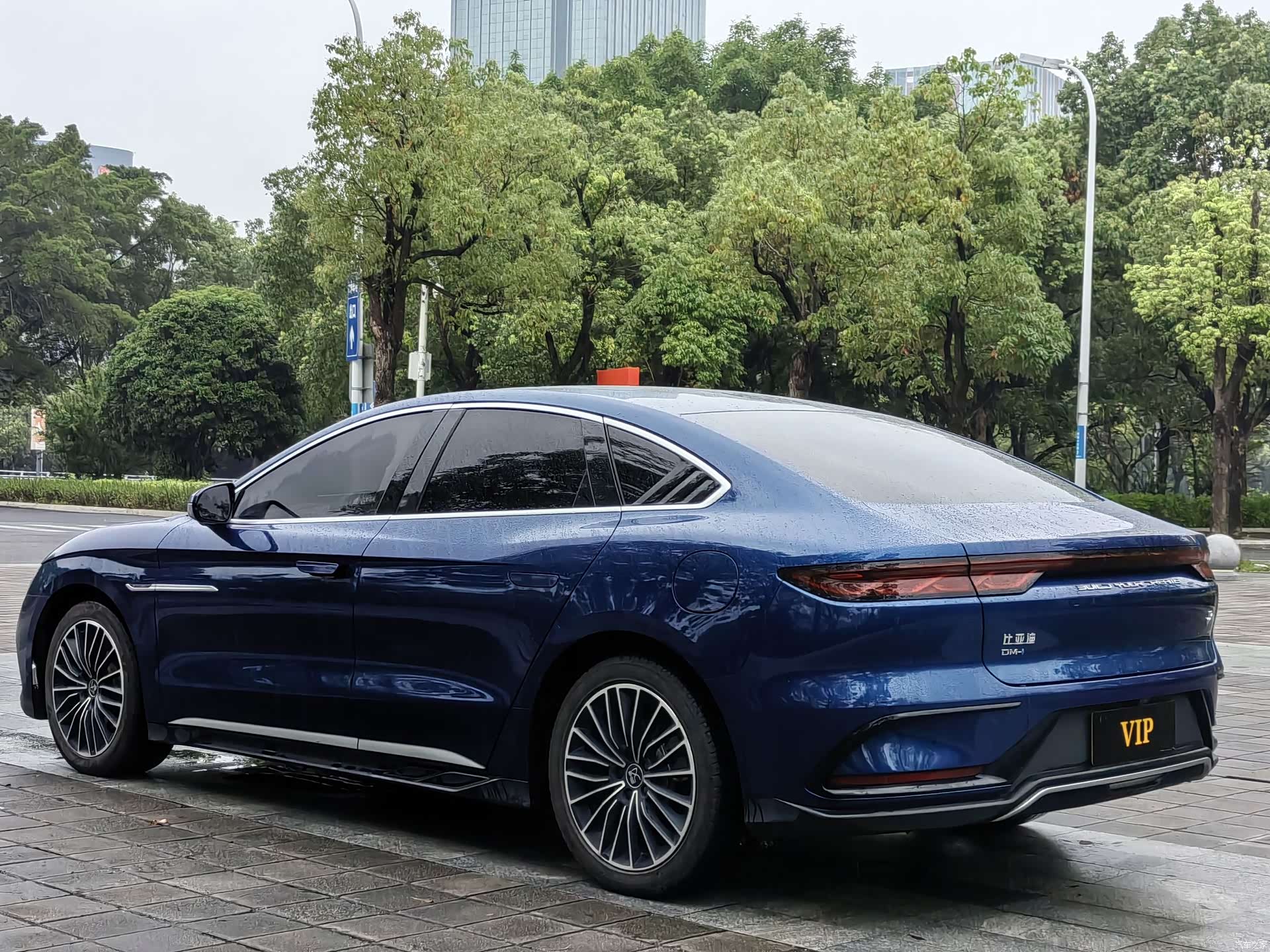 BYD Han, 2023 все фото