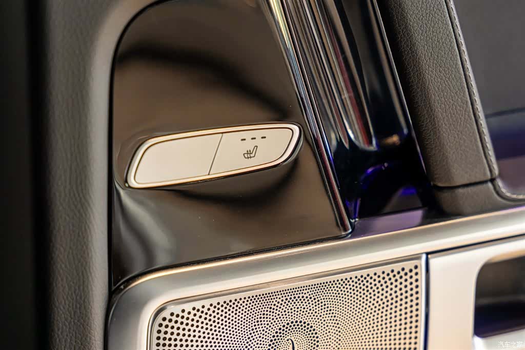 Mercedes-Benz G-Class, 2024 17