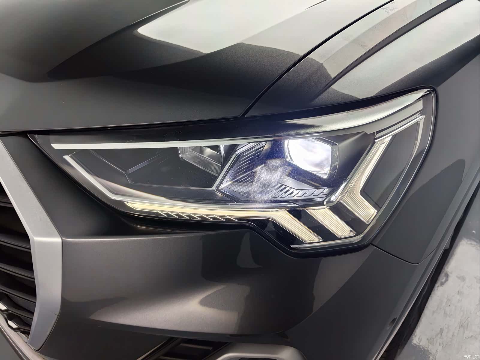 Audi Q3, 2020 11