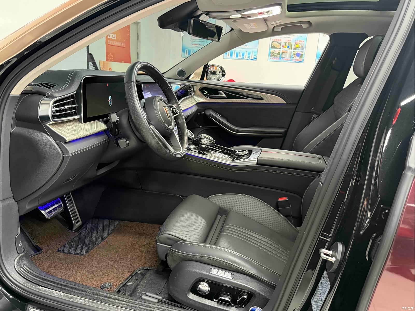 Hongqi H9, 2022 10